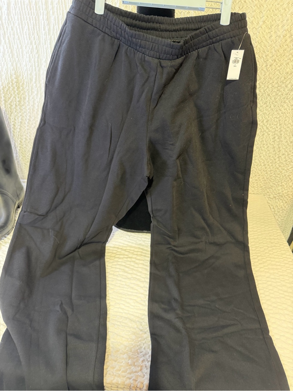 Old Navy Men's Black Sweatpants with Elastic Waist